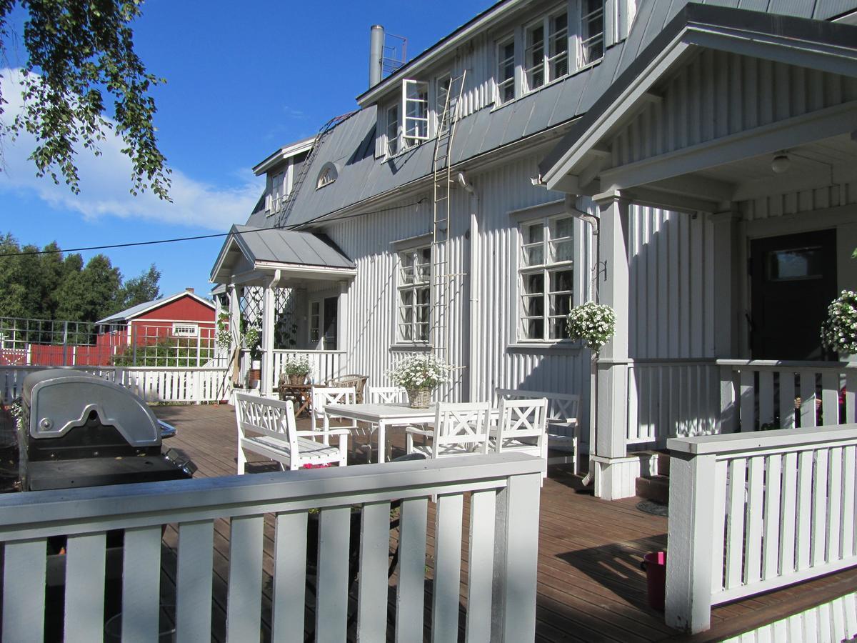 Hotelli Huiskankorpi Boutique Hotel Nivala Esterno foto