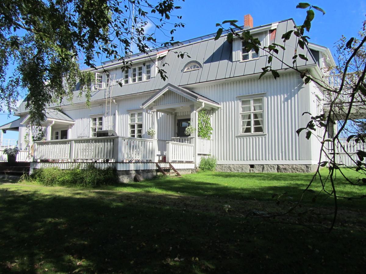 Hotelli Huiskankorpi Boutique Hotel Nivala Esterno foto