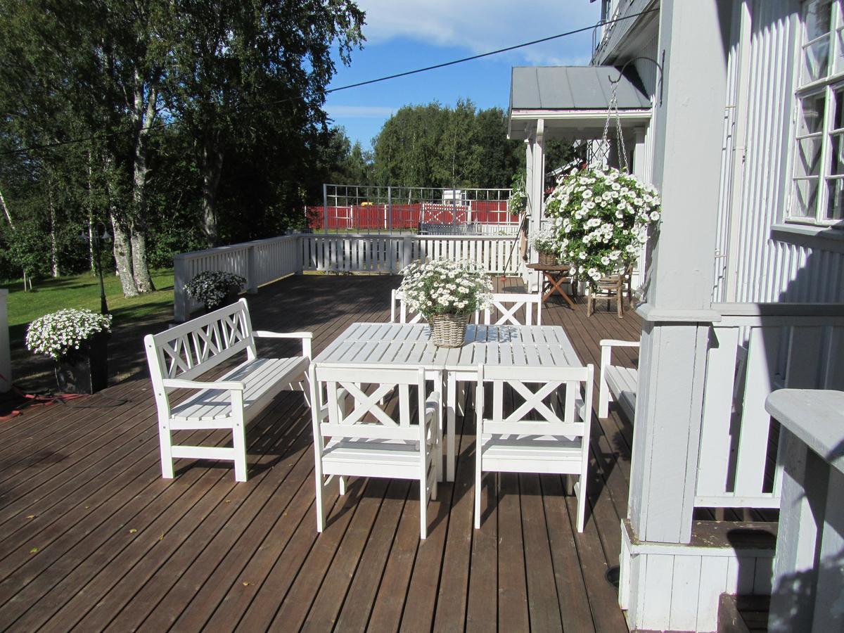 Hotelli Huiskankorpi Boutique Hotel Nivala Esterno foto