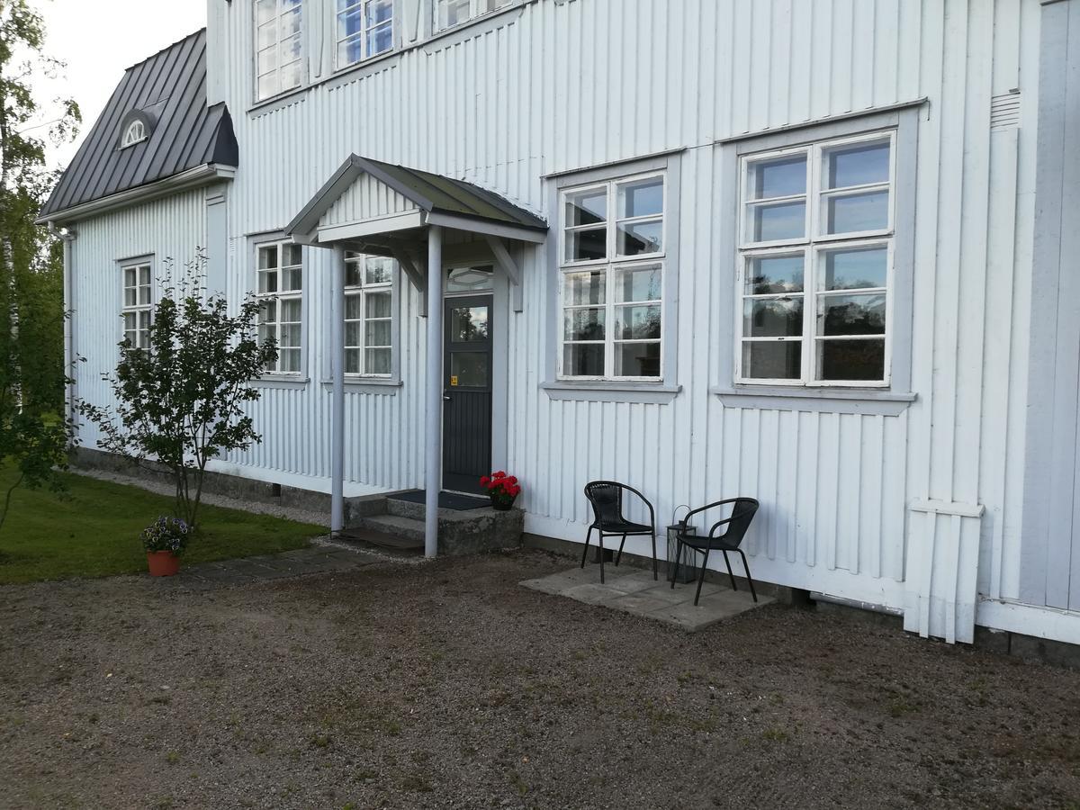 Hotelli Huiskankorpi Boutique Hotel Nivala Esterno foto