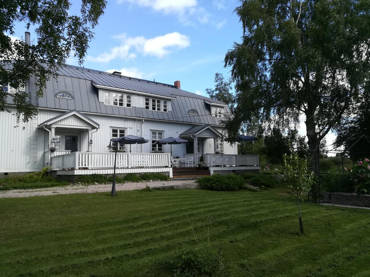 Hotelli Huiskankorpi Boutique Hotel Nivala Esterno foto