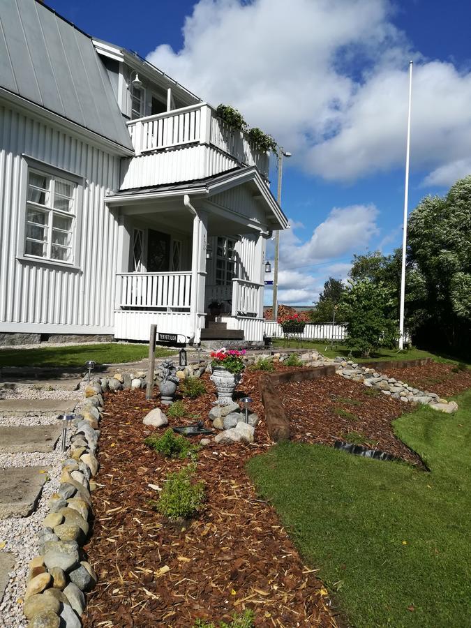 Hotelli Huiskankorpi Boutique Hotel Nivala Esterno foto