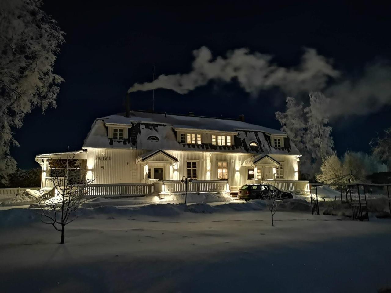 Hotelli Huiskankorpi Boutique Hotel Nivala Esterno foto