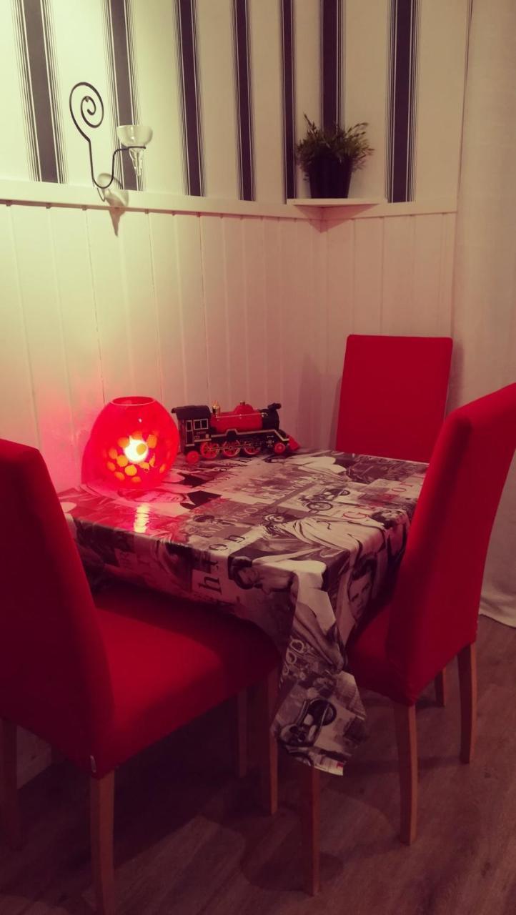 Hotelli Huiskankorpi Boutique Hotel Nivala Esterno foto